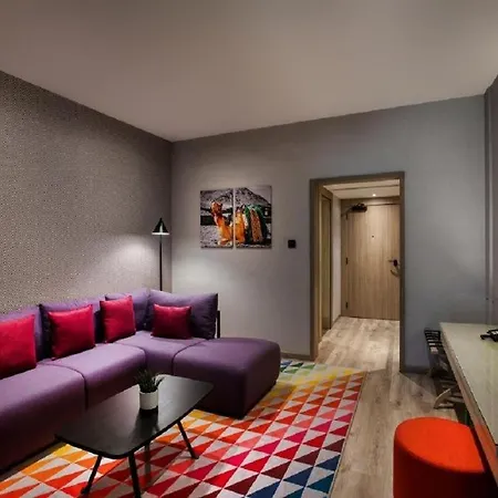 La Quinta By Wyndham Dubai Jumeirah Exterior photo